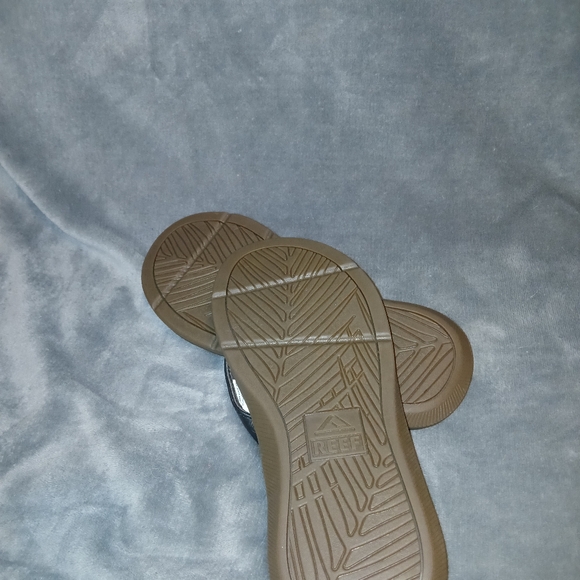 Santa Ana Flip Flop 8 - Picture 2 of 3